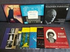 Lot de 3 coffrets et  8 disques vyniles 33 tours de Wagner