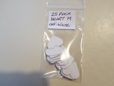 Coeurs découpés pour