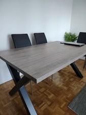 TABLE SALLE À MANGER BOIS MASSIF | Table en Bois marron foncée pieds noirs métal