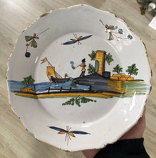 LA ROCHELLE : Assiette Faience XVIIIéme ARCHITECTURE ET D'UN NAVIRE SOUS VOILE