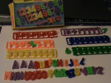 boite de 48 CHIFFRES/SIGNES +