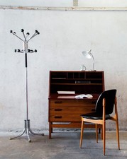 Honoré, le secrétaire en