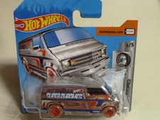 HOT WHEELS 2019 CUSTOM 77' DODGE VAN