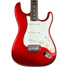 Tokai ST60 Springy Sound Stratocaster 1982 - tête assortie rouge métallisé