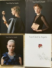 Exclusif - 4 Livres de Collections Van Cleef And Arpels