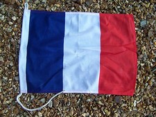 DRA036  PETIT DRAPEAU FRANCAIS  FRANCE  30 X40 CM  NEUF AVEC LIEN BATEAUX FOOT
