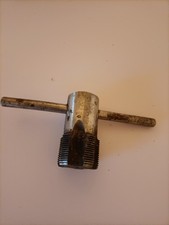 TARAU ECROU ECHAPPEMENT