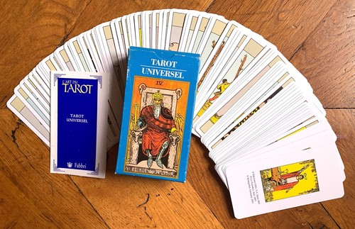 Jeu cartes divinatoire - jeu,
