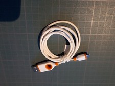 câble USB et micro USB pour