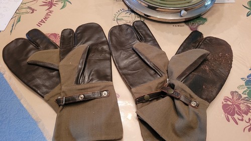 Paire gant militaire en - 2,