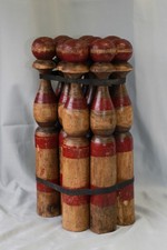 Jeu de quilles anciennes en bois tourné