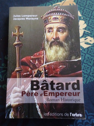 Livre bâtard père - livre, "bâtard