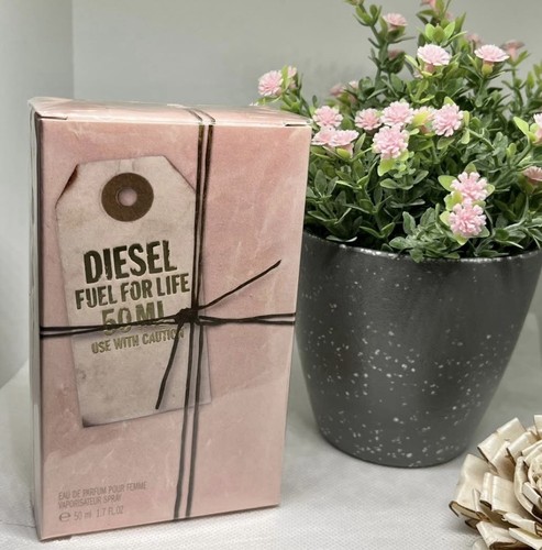 Diesel fuel for life - fuel, eau