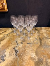 Lalique - 9 flûtes à champagne - Cristal - Modèle Tuilerie