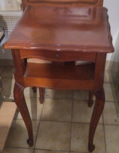 Table chevet merisier - de, en