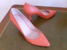 SUPERBES ESCARPINS  " KOOKAI "