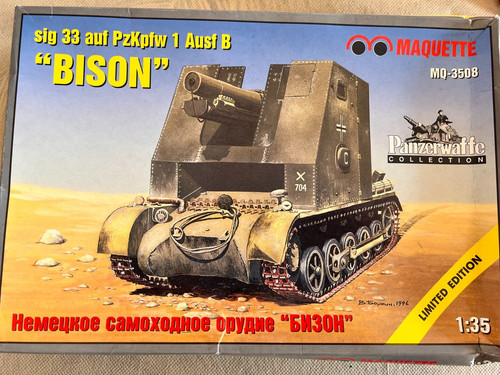 Obusier sig33 sur - panzer, 1