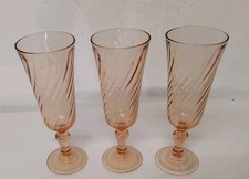 Lot De 3 Flutes À Champagne Arcoroc Rosaline En Verre Rose Vintage (Réf : CH26)