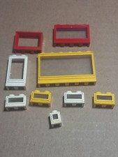 LEGO lot 3 FENETRES+ 4 LUCARNES + 1 PORTE + 1 LANTERNE BON ETAT voir photos