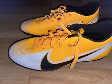 Paire De Crampon Nike Neuf