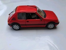 Peugeot 205 1.9 GTi phase 2 rouge de 1992  en 1/48 de NOREV 