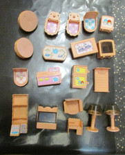 Lot d'accessoires LUCIE village KOEDA CHAN  takara 1982