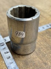 N. 784 outil ancien douille