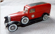VOITURE 1/43eme N°45 10.79 SOLIDO FRANCE CADILLAC V16 1931 452A POMPIER / BE