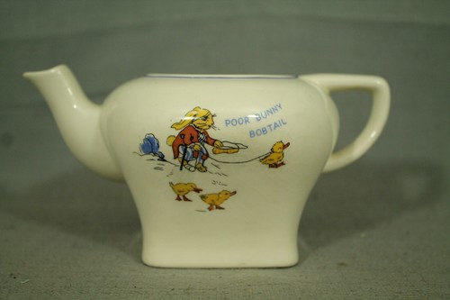 Poor bunny bob tail teapot - poor,
