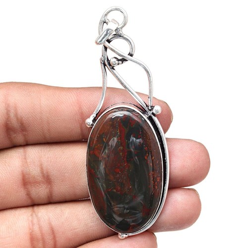 Collier bâton agate pierre
