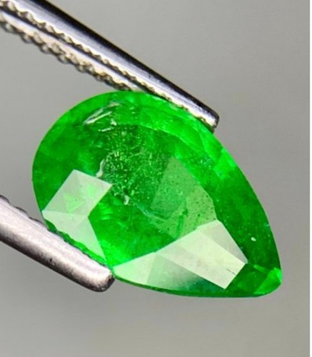 Superbe grenat tsavorite - superbe,