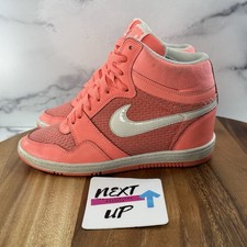 Women’s size 7-Nike Force