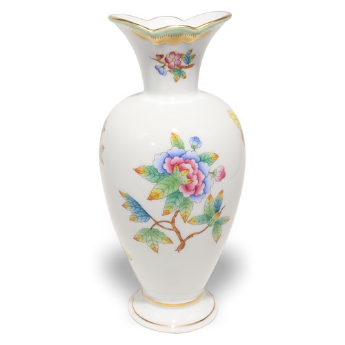Herend reine victoria vase - herend, art
