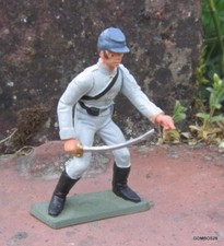 FIGURINE STARLUX GUERRE DE SECESSION / SOLDAT SUDISTE AVEC SABRE MAIN DROITE