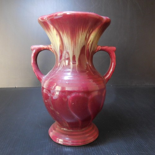 Vase amphore rouge jaune