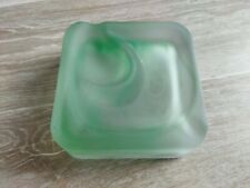 Ancien cendrier repose pipe verre ou pate de verre verte dépoli 2 Compartiments