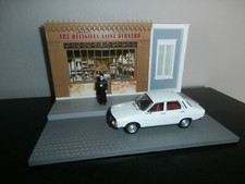 DIORAMA RENAULT 12 TL LE MARCHAND D'ART RELIGIEUX 1/43e