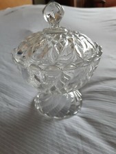 DRAGEOIR BONBONNIERE CRISTAL SAINT  LOUIS FRANCE  MODELE BAMBOU,Bord ourlé. 