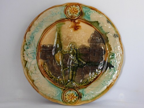 Ancienne assiette barbotine - ancienne,