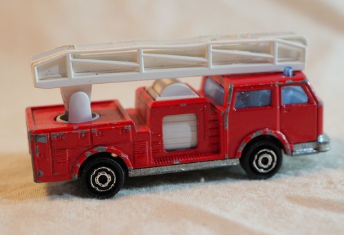 Camion majorette pompier - majorette,