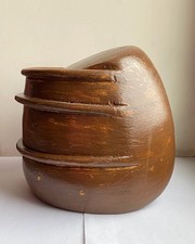 Ancien bloc de chapeau de