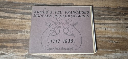 Lot armes feu françaises - armes, À