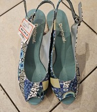 Chaussures Desigual Taille 40 Neuves Avec Étiquette