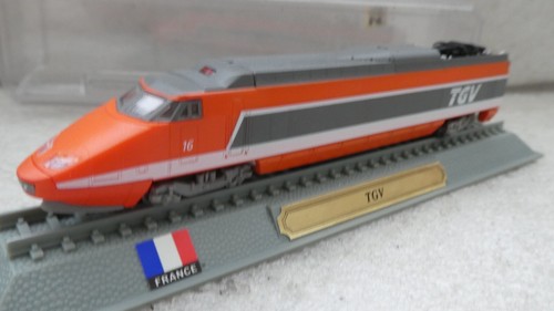 Atlas trains scale - trains,