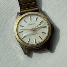 Montre Manuelle Vintage