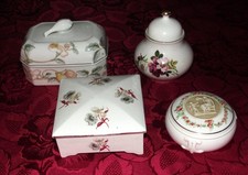 LOT DE 4 BONBONNIERES POTS