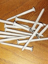 Lot  25  VIS A BOIS Tête