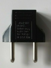 ADAPTATEUR 2 FICHES POUR PRISE ELECTRIQUE TYPE USA VERS PRISE FRANÇAISE