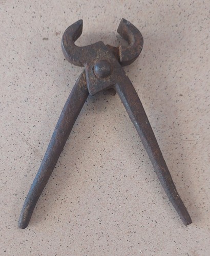Ancienne petite pince coupante