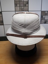 Casque Colonial  .ancien.?